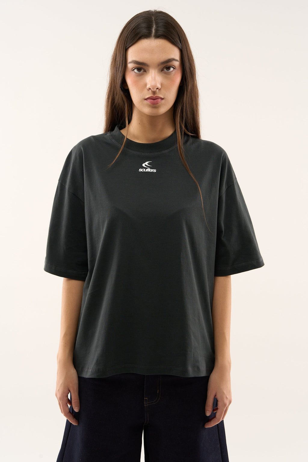 Familia Dark T-Shirt