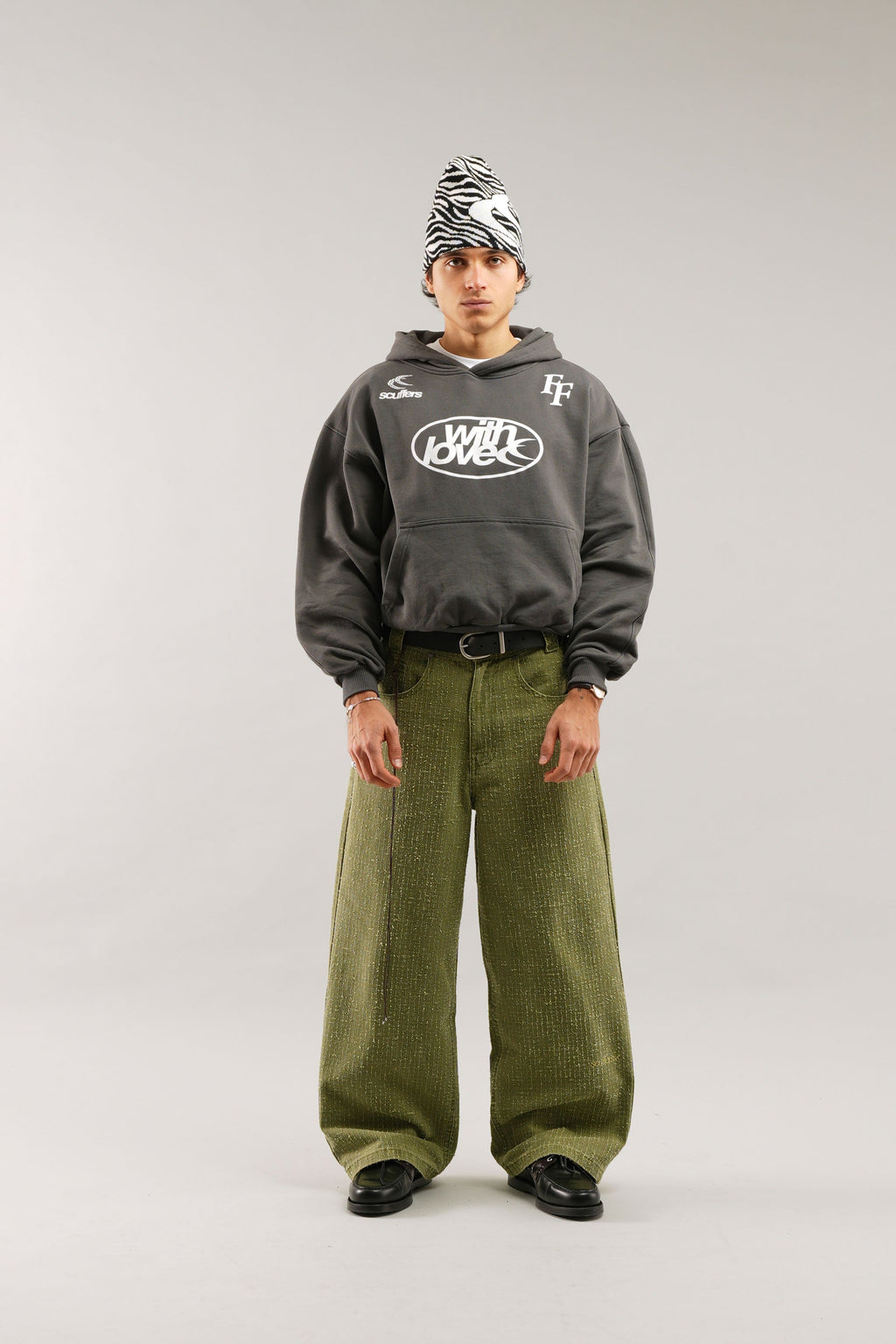 Poleron Paris Dark Hoodie