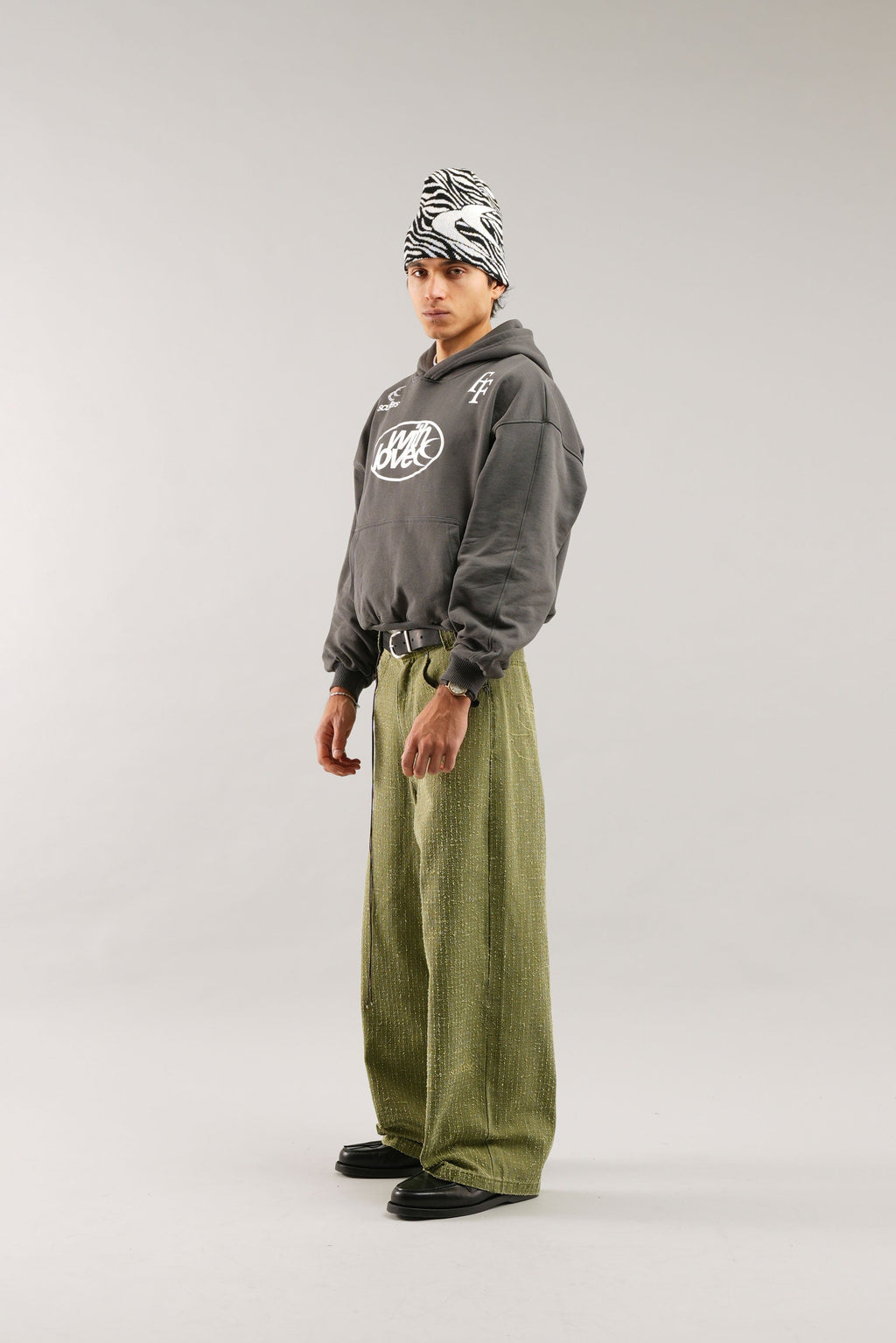 Poleron Paris Dark Hoodie