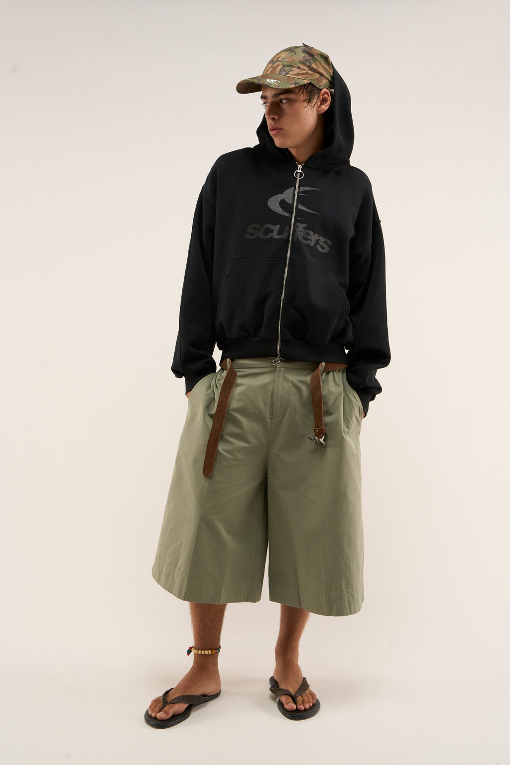 Poleron Logo Black Zipped Hoodie