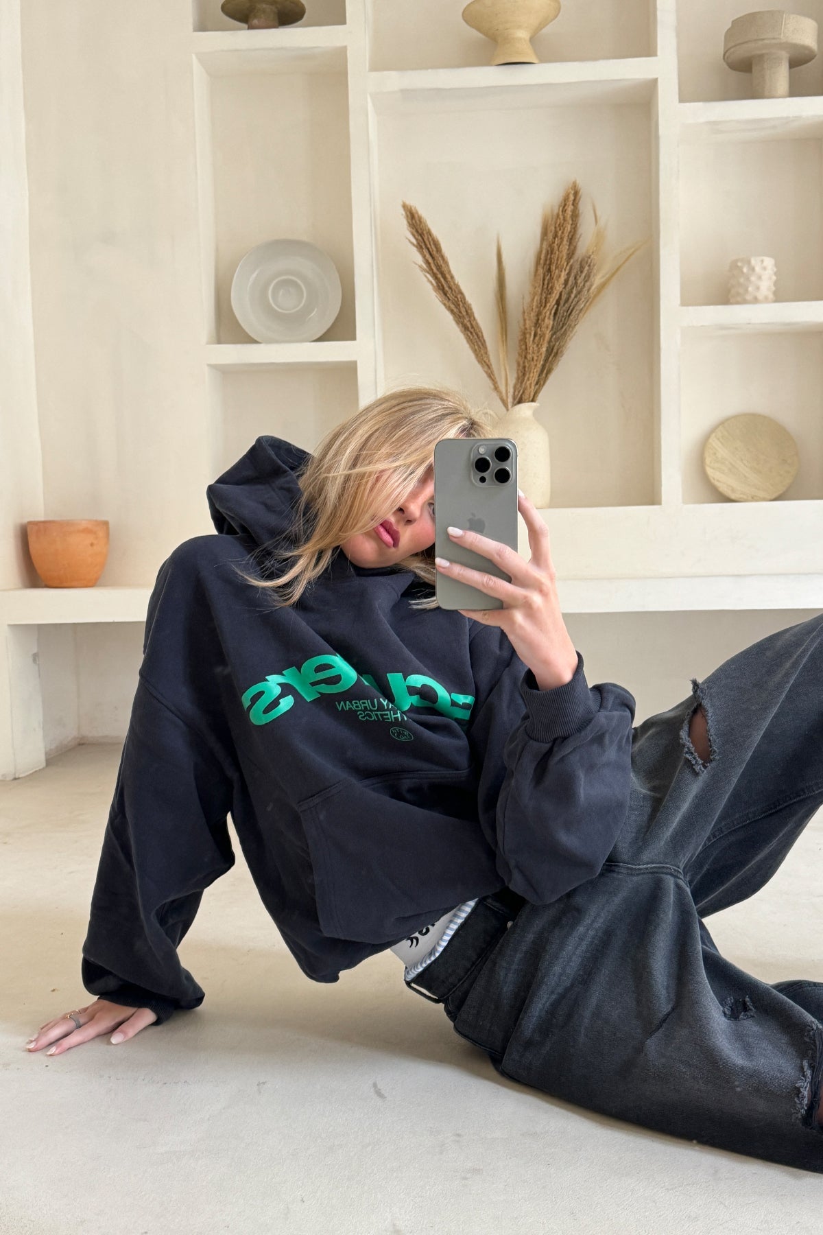 Poleron Iconic Dark Grey Hoodie