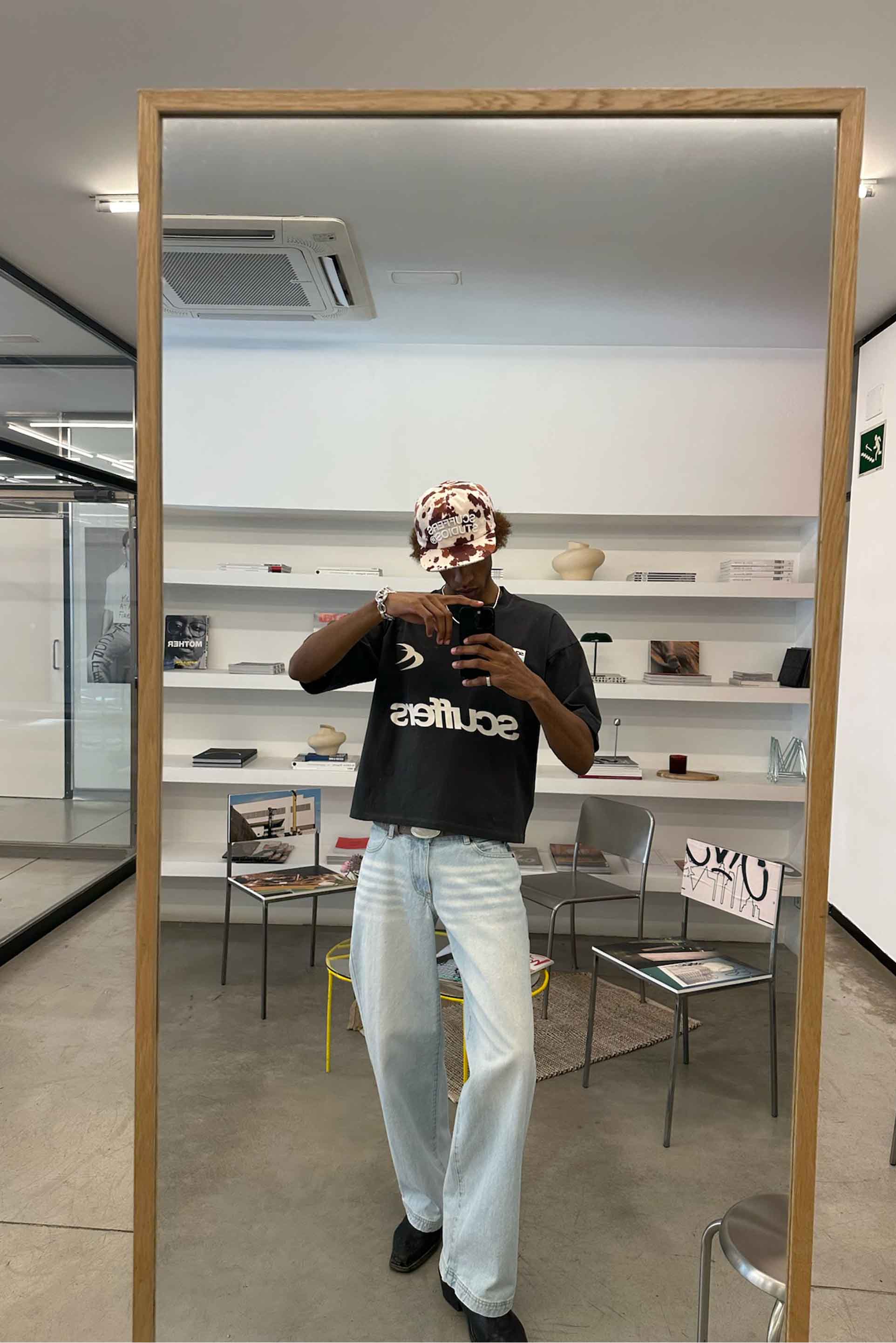 Polera Picnic Dark T-Shirt