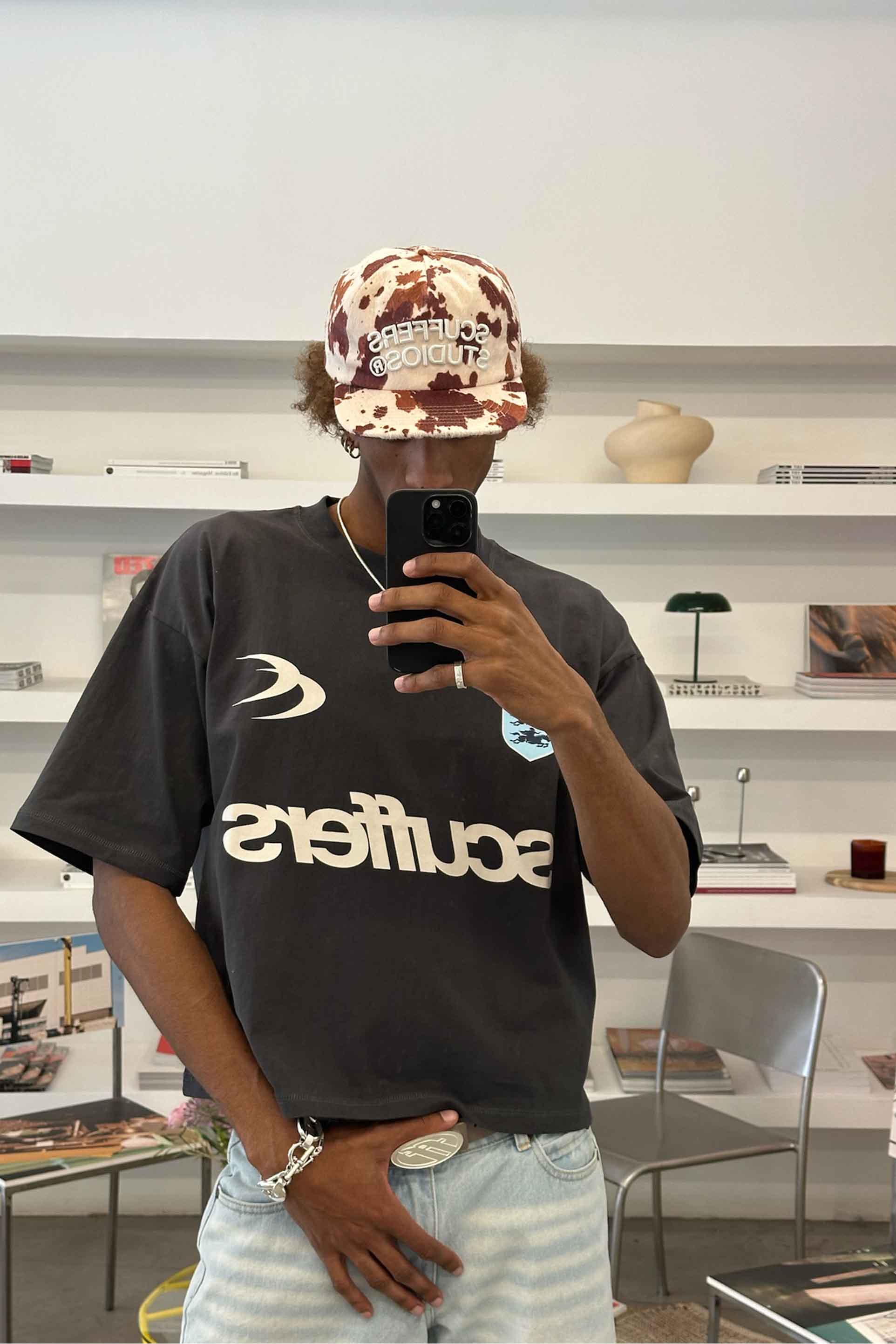 Polera Picnic Dark T-Shirt